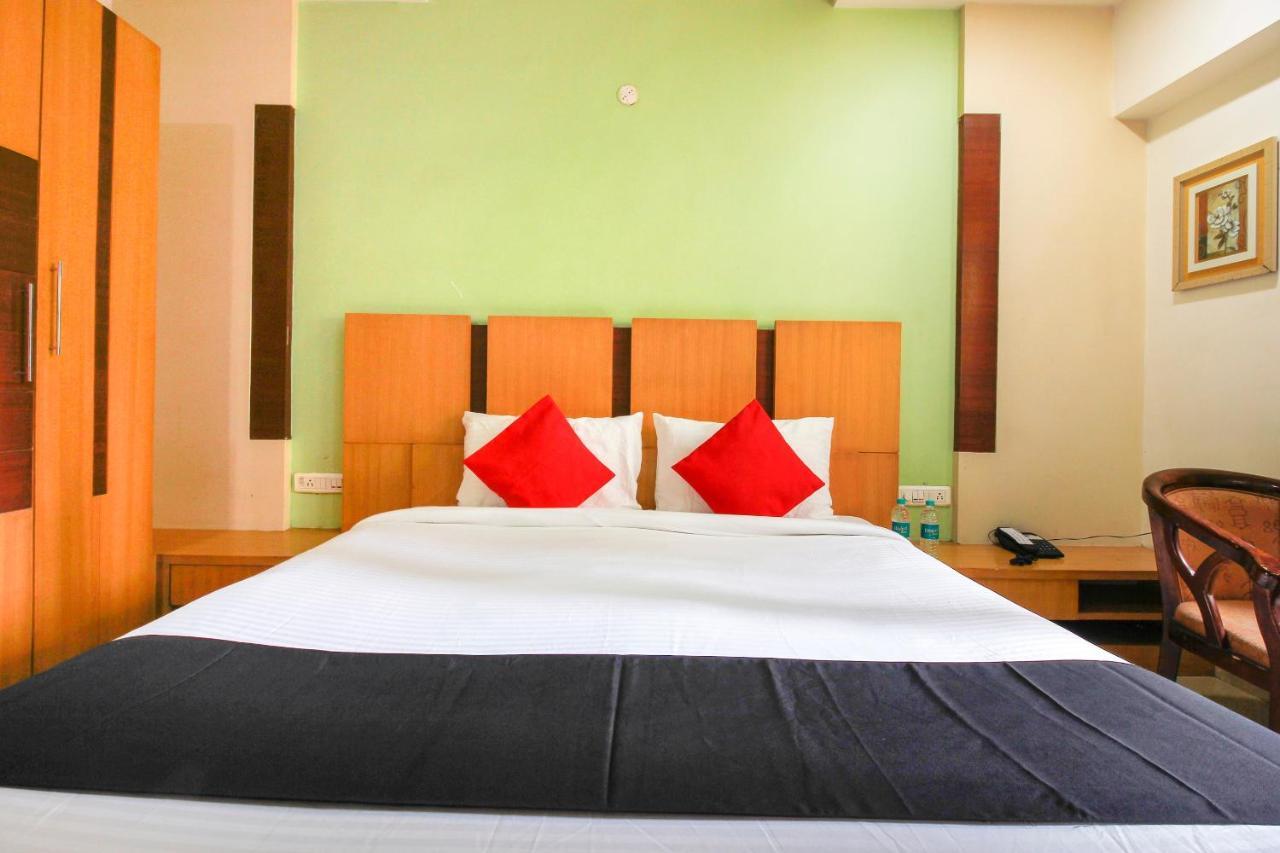 Capital O 66968 Haveli The Landmark Hotel Warangal Esterno foto