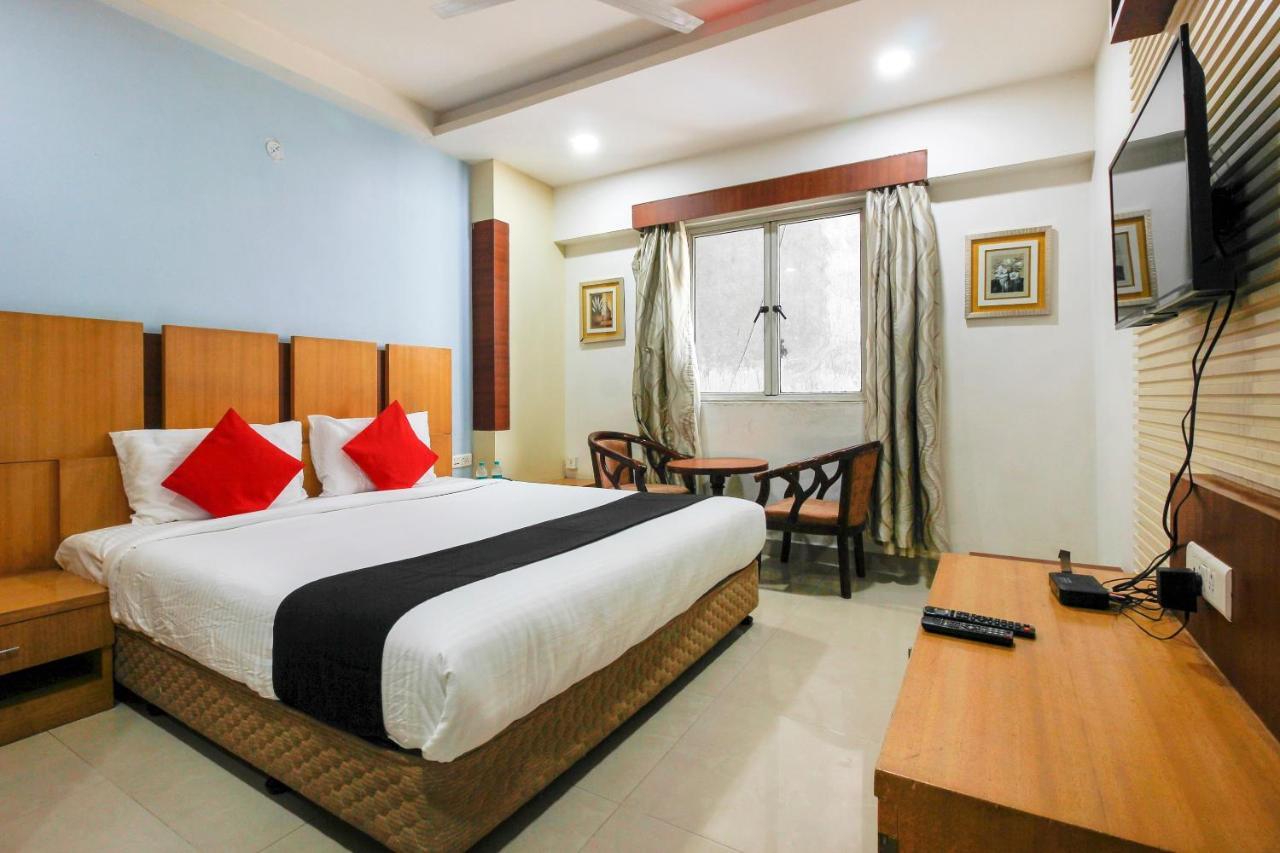 Capital O 66968 Haveli The Landmark Hotel Warangal Esterno foto